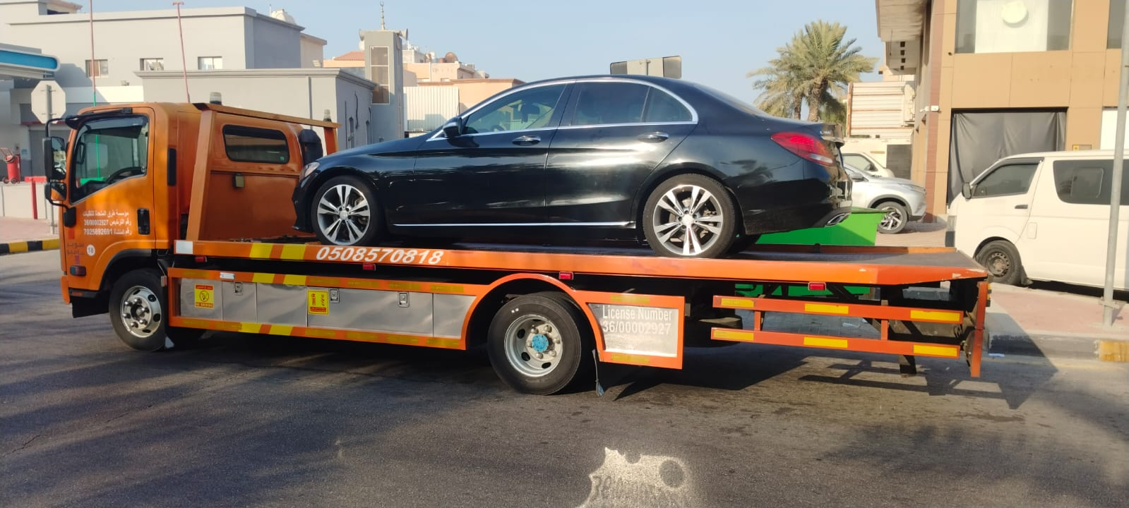 سطحة الدمام تنقل رولز رويس رايث بيضاء VIP